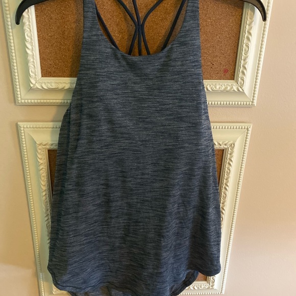 Lululemon Raise the Barre Tank - Picture 3 of 4